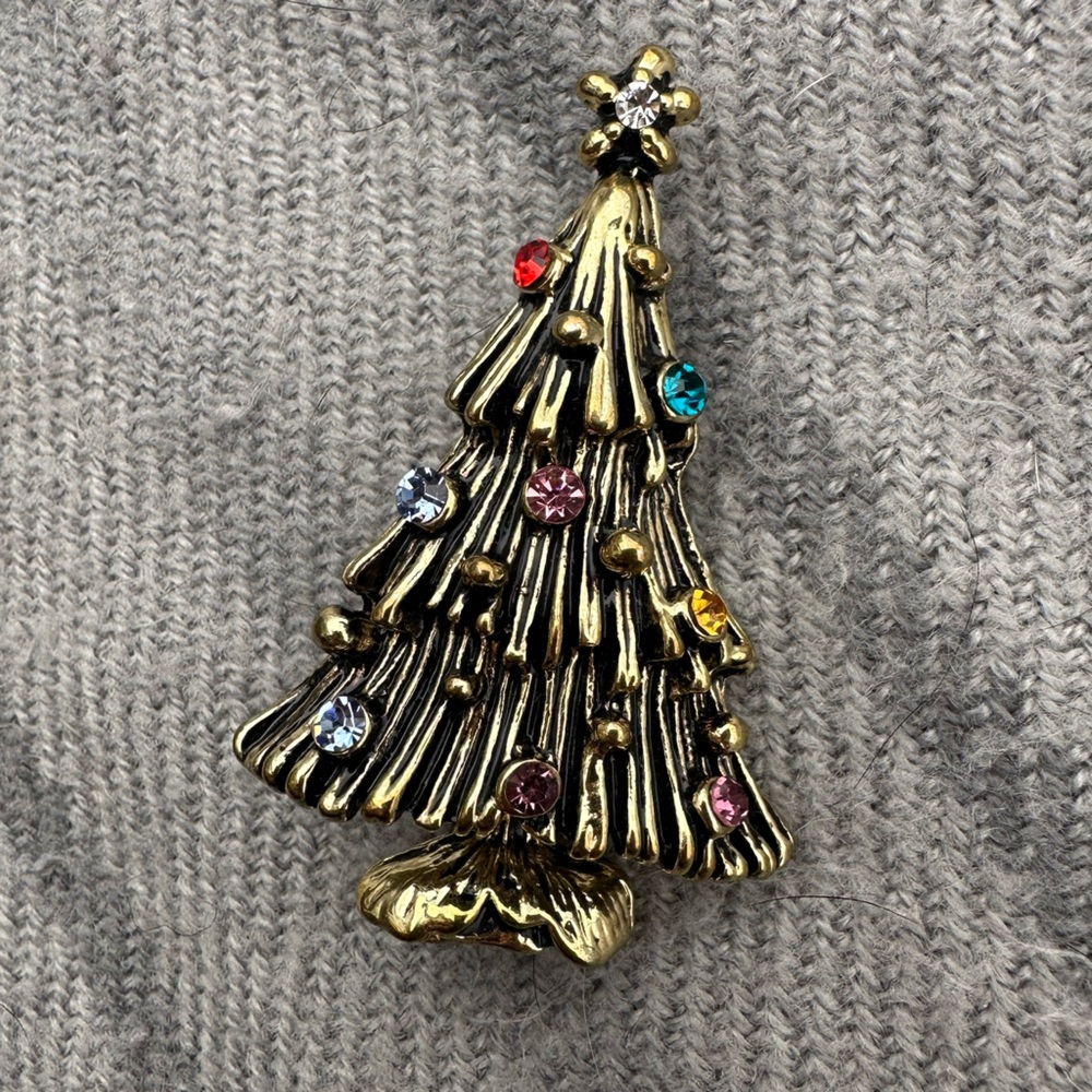 🔥Christmas Tree Jeweled Gold Tone Brooch